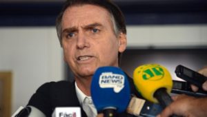 Vor Wahl in Brasilien: Ultrarechter Präsidentschaftskandidat Bolsonaro liegt vorne