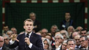 Macron sieht Mittelschicht in der Krise