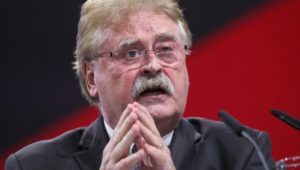 Keine Kampfkandidatur: Elmar Brok zieht sich aus EU-Parlament zurück