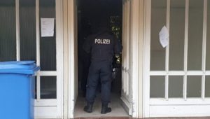 Schleswig-Holstein: Polizei nimmt drei Terrorverdächtige fest