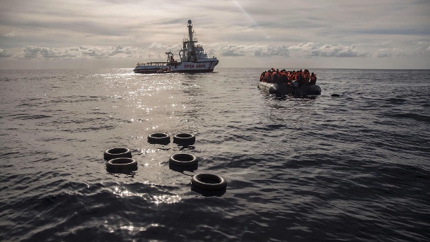 Schiffsunglück vor Libyen: Nur drei Überlebende –  Viele Tote befürchtet