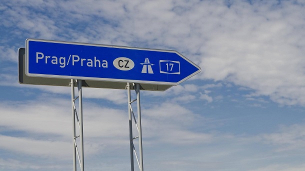 Bundesregierung lehnt zweisprachige Autobahnschilder ab