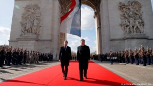 Xi in Paris: Milliardendeals und Diplomatie
