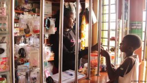 Cash is out: Mobiles Bezahlen in Ostafrika
