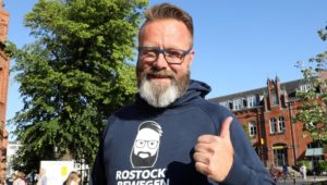 Rostock: Däne Claus Ruhe Madsen zum neuen Oberbürgermeister gewählt