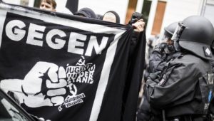 Razzia bei linksextremem „Jugendwiderstand“ aus Berlin