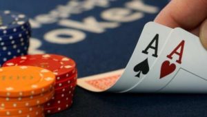Künstliche Intelligenz behauptet sich gegen Poker-Profis